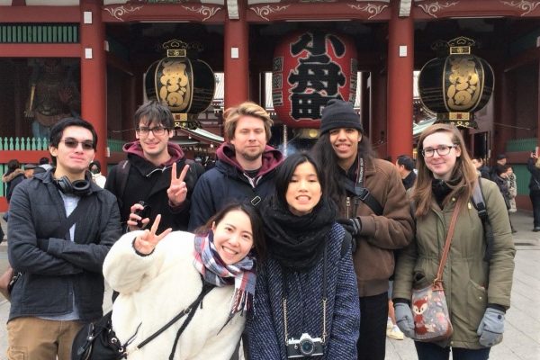 Students at temple in Tokyo